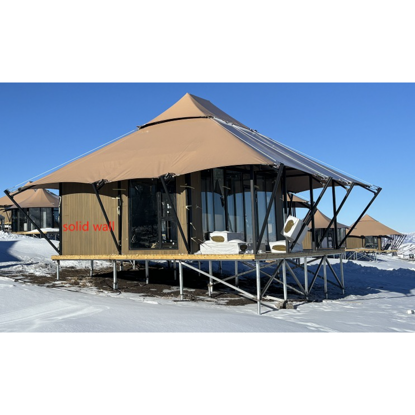 SX49 - Deluxe Glamping Safari Tent