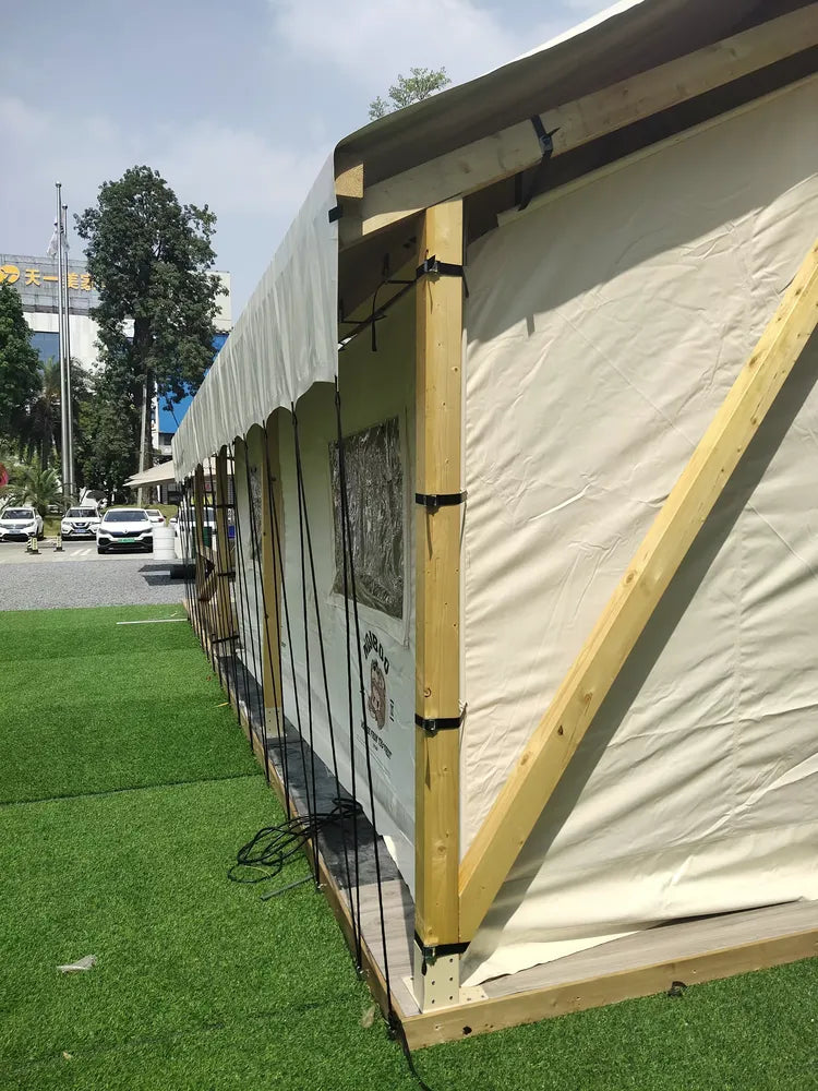E40 - Sunroom Safari Tent