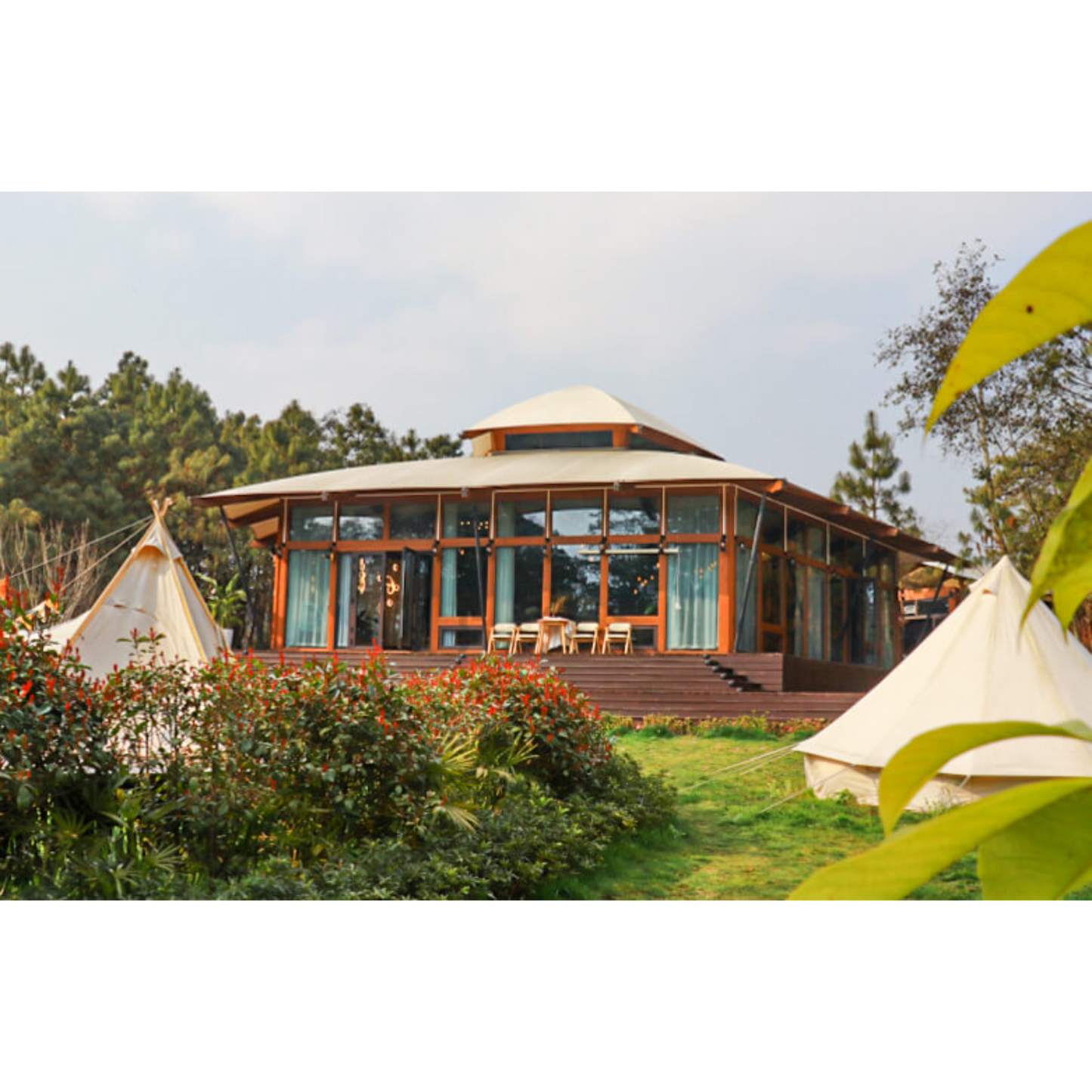 HX100 - Upgraded Luxury H Series Lodge Tent